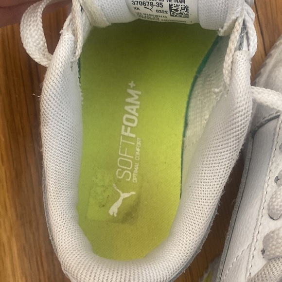Puma Children’s White Sneakers Size 10 - Picture 8 of 8